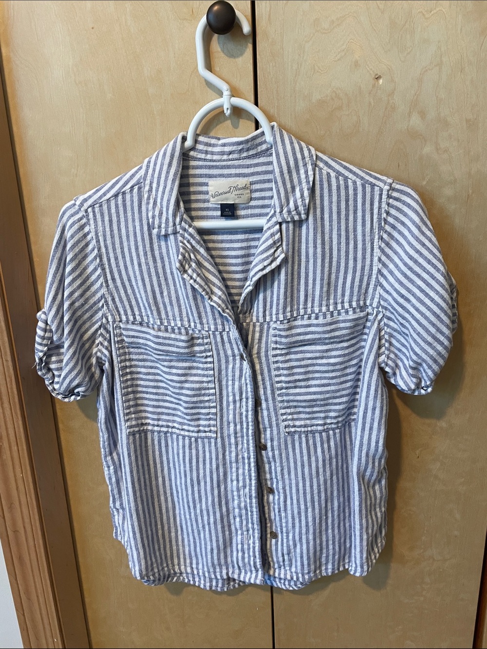 Universal Thread Blue & White Striped Button-Down Shirt